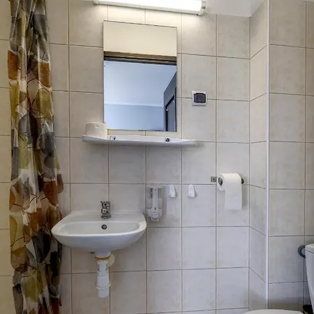 Pokoje Goscinne Zeglarz 6 Pensjonat